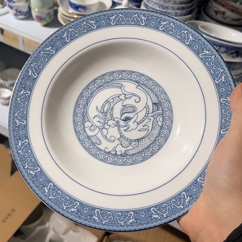 陶瓷8寸深盘一个陶瓷