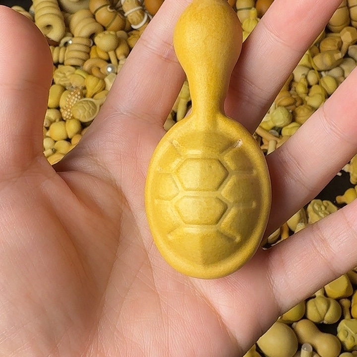 楽***及葫芦笙是最可爱滴小孩