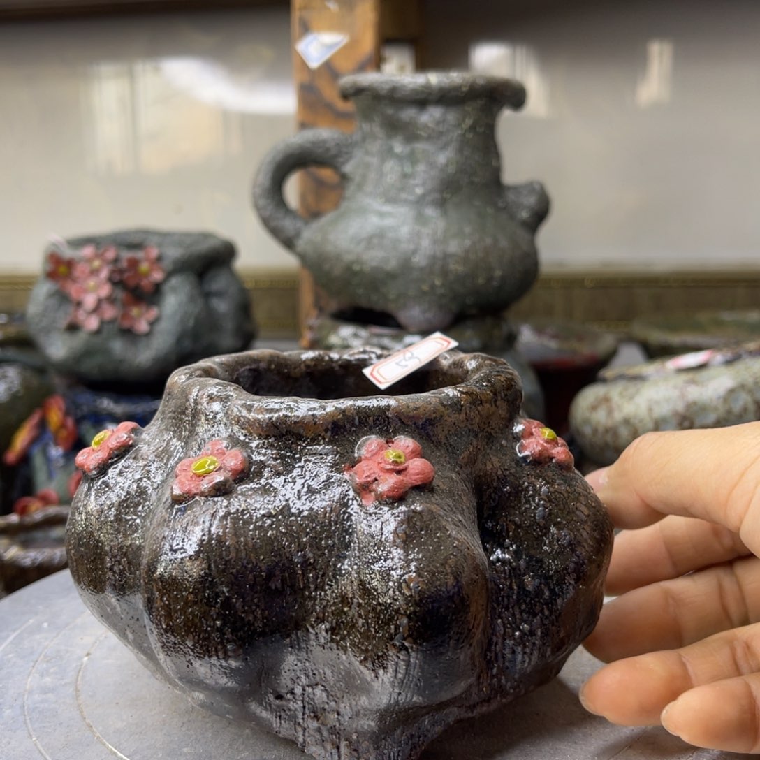 红陶粗砂陶瓷花盆