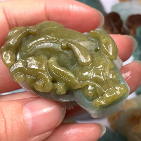 定制翡翠未镶嵌翡翠