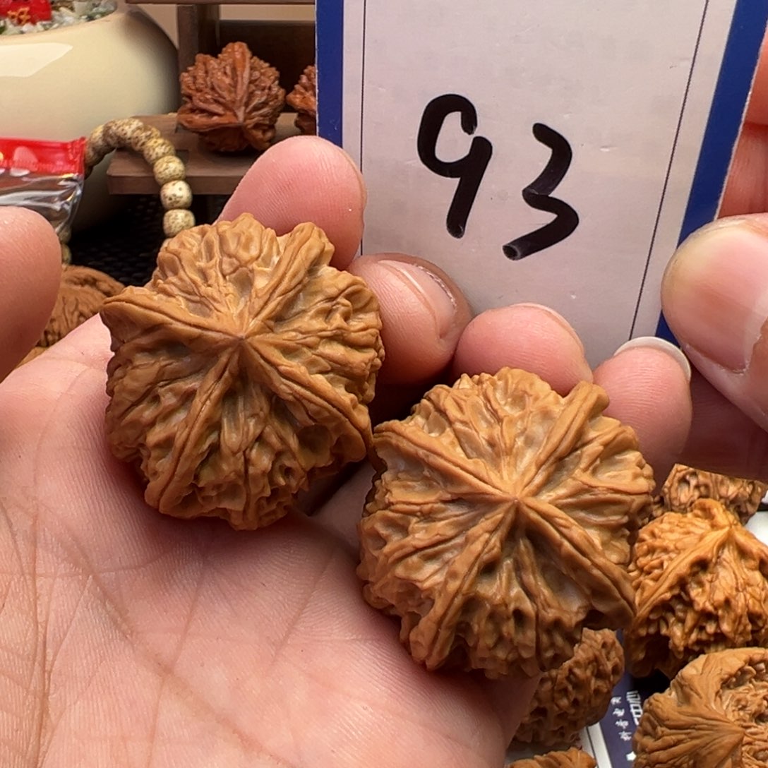 文玩核桃把件全品野生四棱36.5尺寸93号