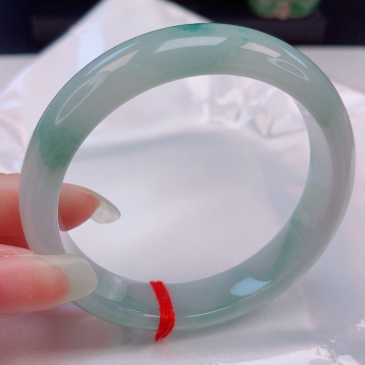 翡翠未镶嵌手镯53圈