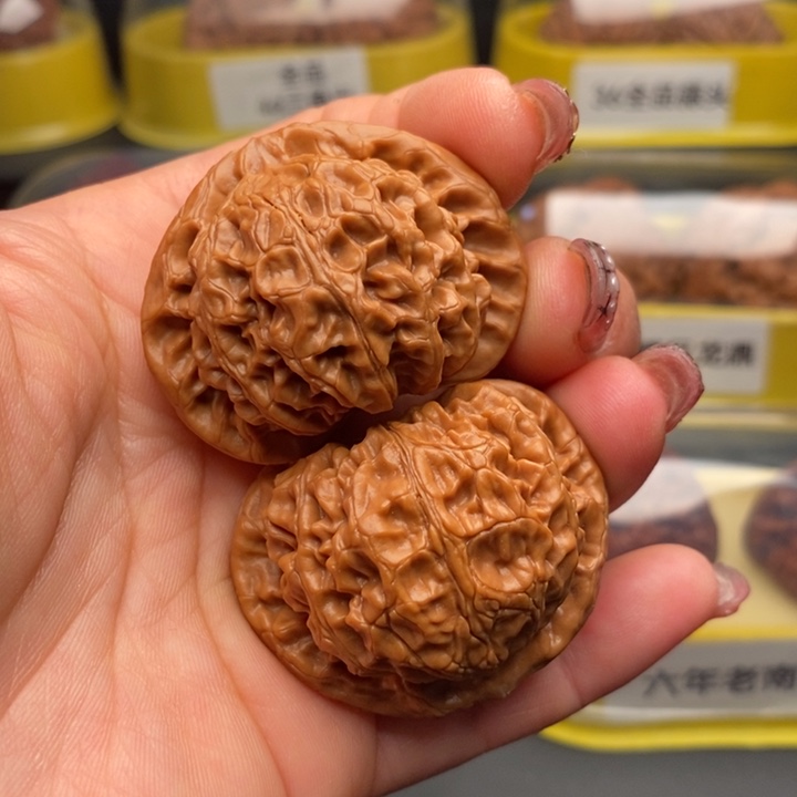 44全品宫灯把件核桃