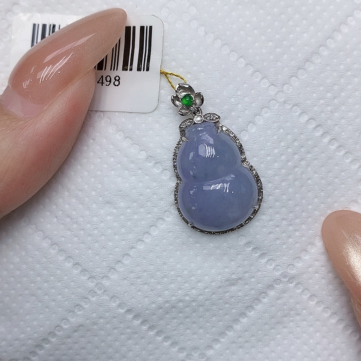 颈饰18K金镶嵌翡翠