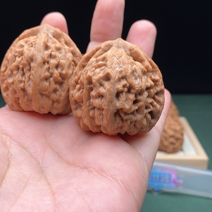 文玩核桃把件43尺全品红锦鲤