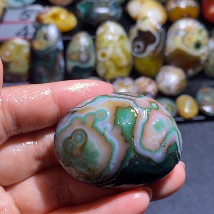 玛瑙/玉髓未镶嵌吊坠(不含链)38