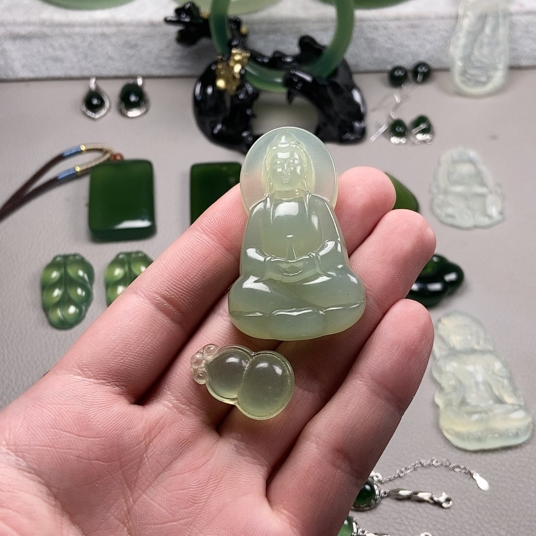 【闪购商品】蛇纹石玉岫玉未镶嵌