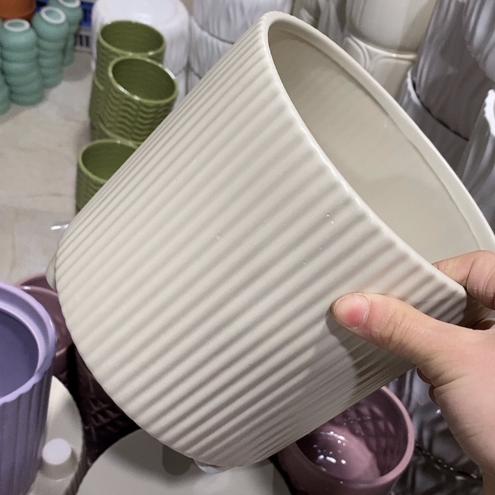 陶盆有孔 瑕疵针孔漏釉介意勿拍外口 18外高18