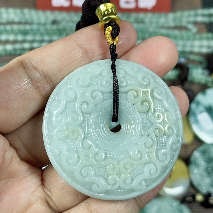 【闪购商品】翡翠颈饰未镶嵌玉吊坠翡翠玉仿古平安扣