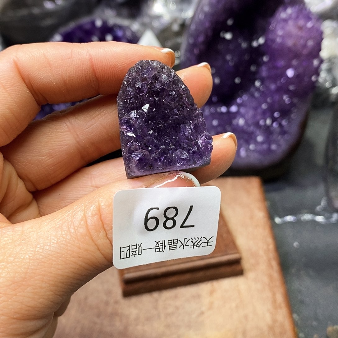 水晶大型摆件（非配饰）未镶嵌