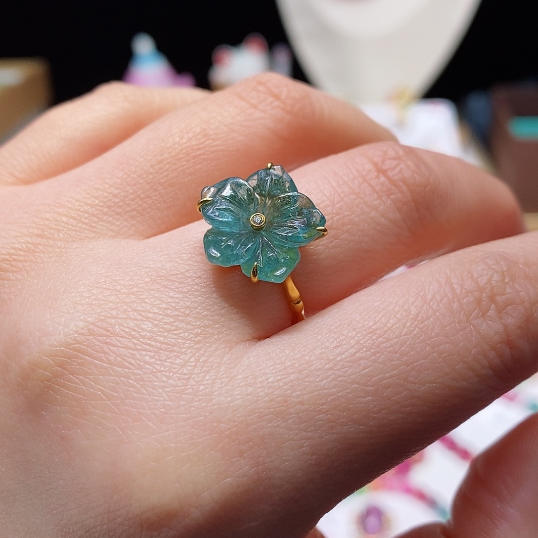 碧玺碧玺戒指18K金镶嵌