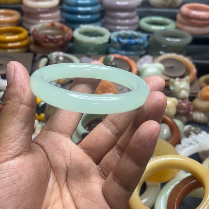 陈***n合金手链石英质玉