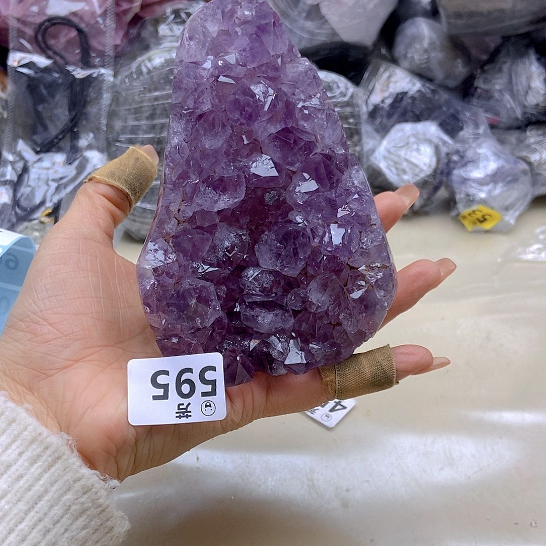 紫晶大型摆件（非配饰）未镶嵌