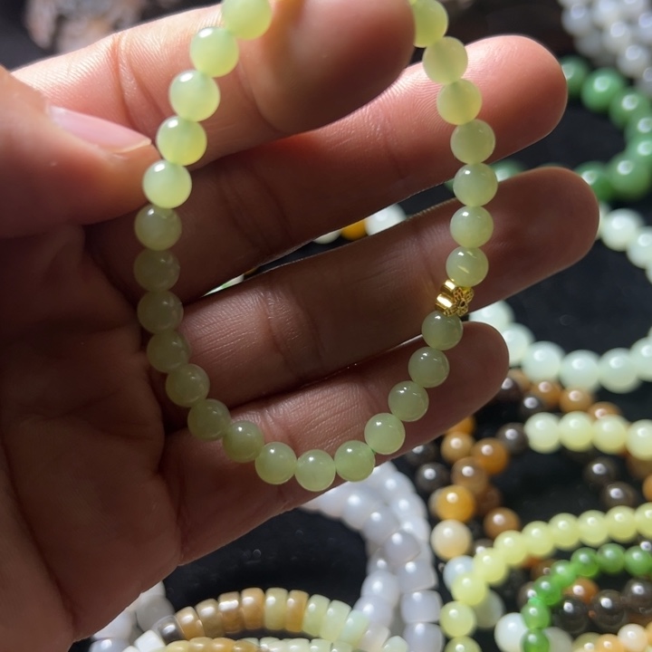 和田玉（糖玉）未镶嵌手链