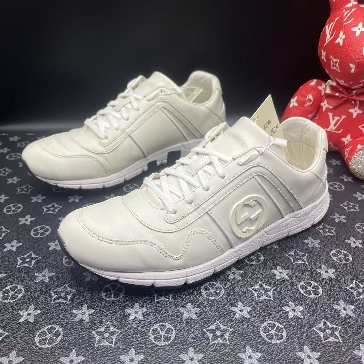 95新 GUCCI/古驰 白色双G互扣时尚百搭男士运动鞋40.5码数ddm2820
