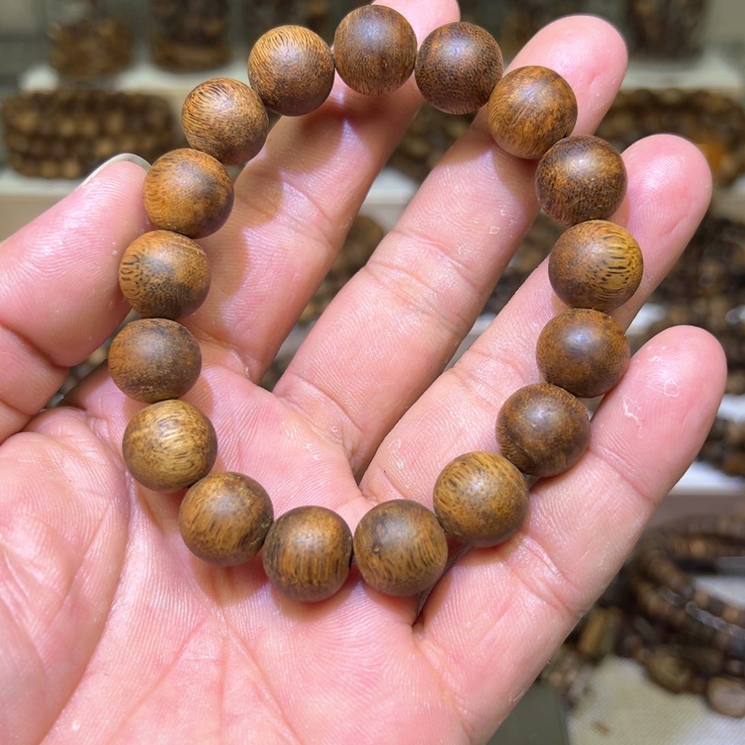 沉香沉香碎屑奇楠沉香1.3m m圆珠单圈15g+多样发一