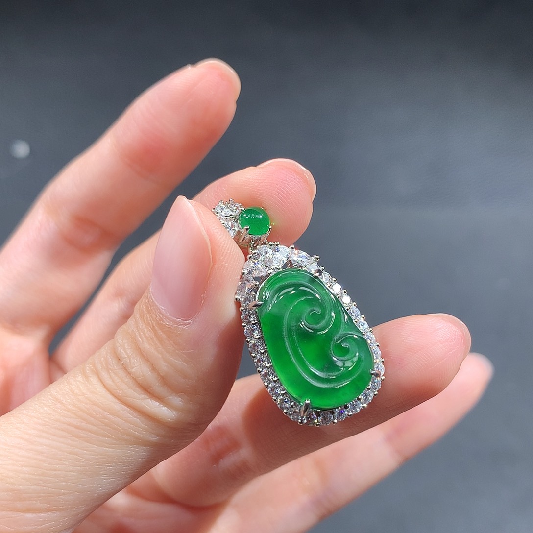 未镶嵌戒指翡翠翡翠