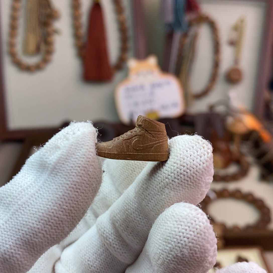 檀香木手串/手链印度迈索尔老山檀瑕疵鞋2.1*1.2