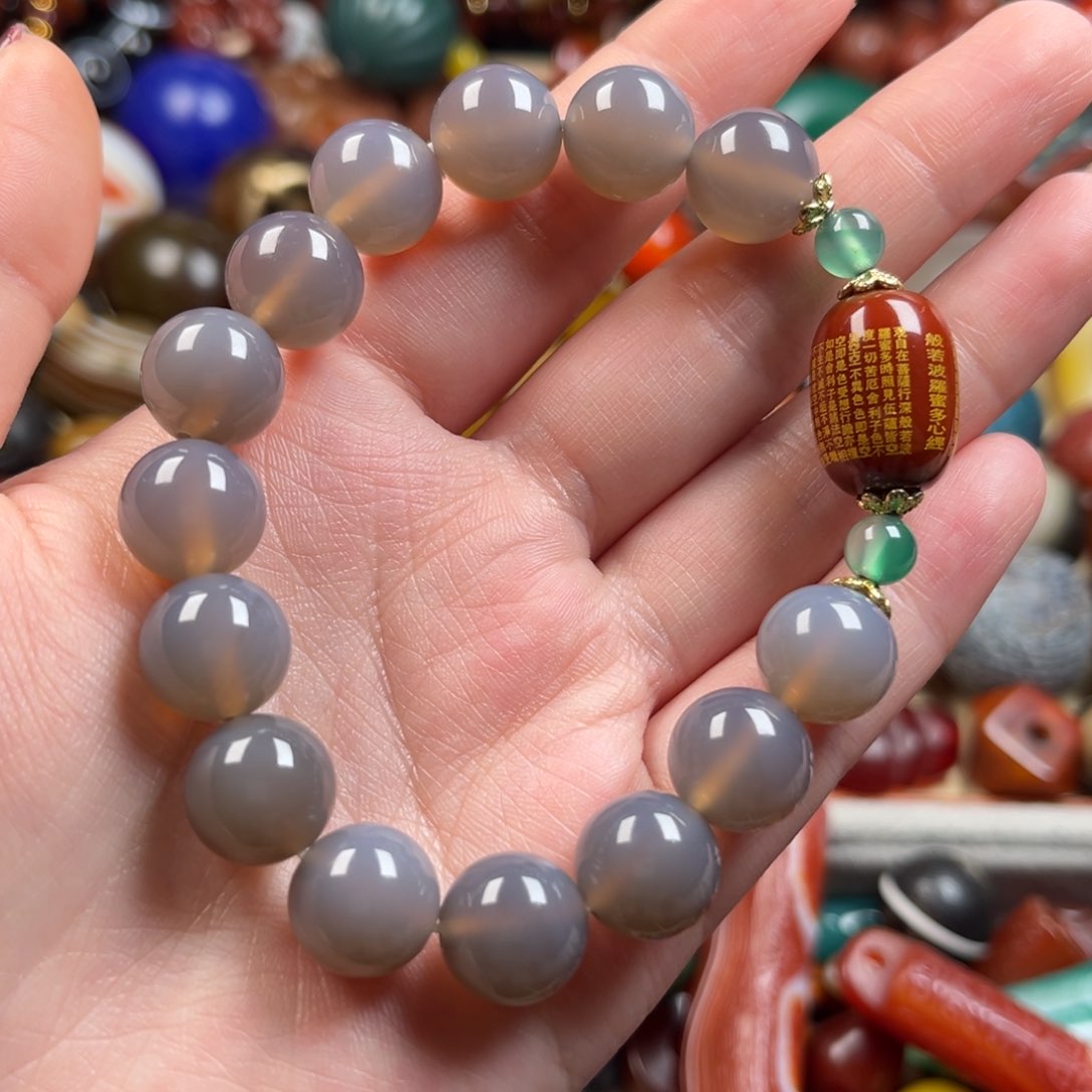 玛瑙/玉髓颈饰未镶嵌