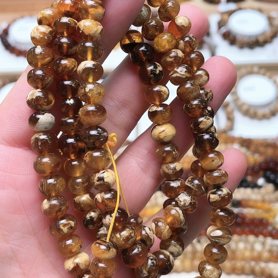 未镶嵌琥珀裸石八71780