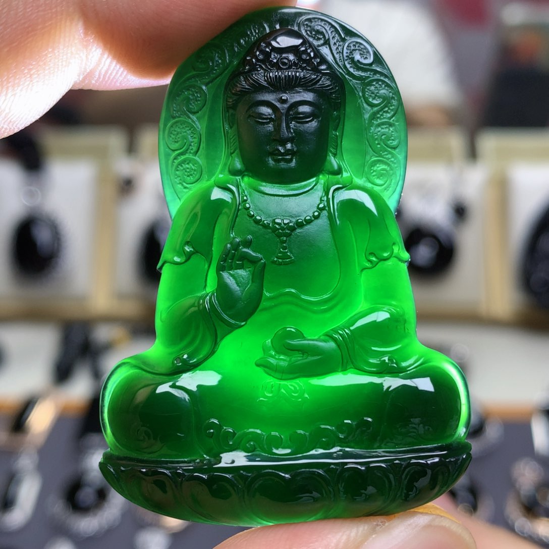 颈饰未镶嵌翡翠墨翠观音