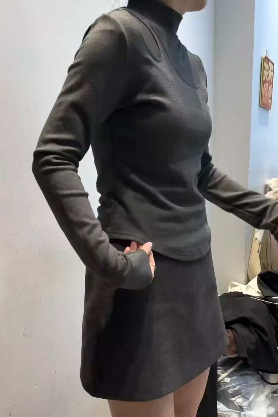 半高领网纱拼接打底加绒