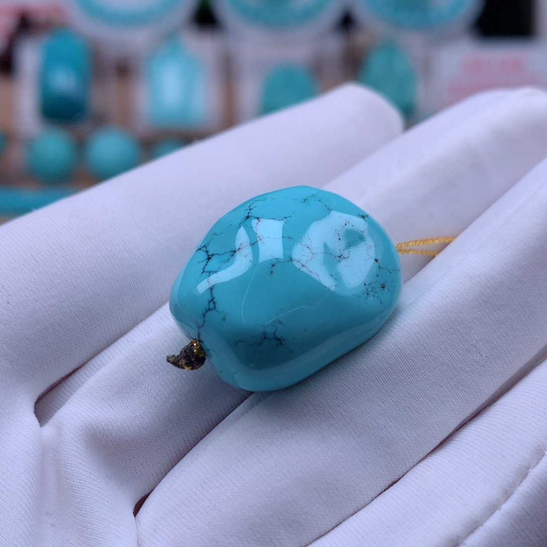 绿松石未镶嵌珠宝奇石