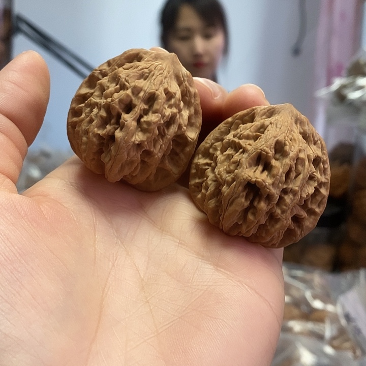 文玩核桃把件39.5/40.5老树虎头