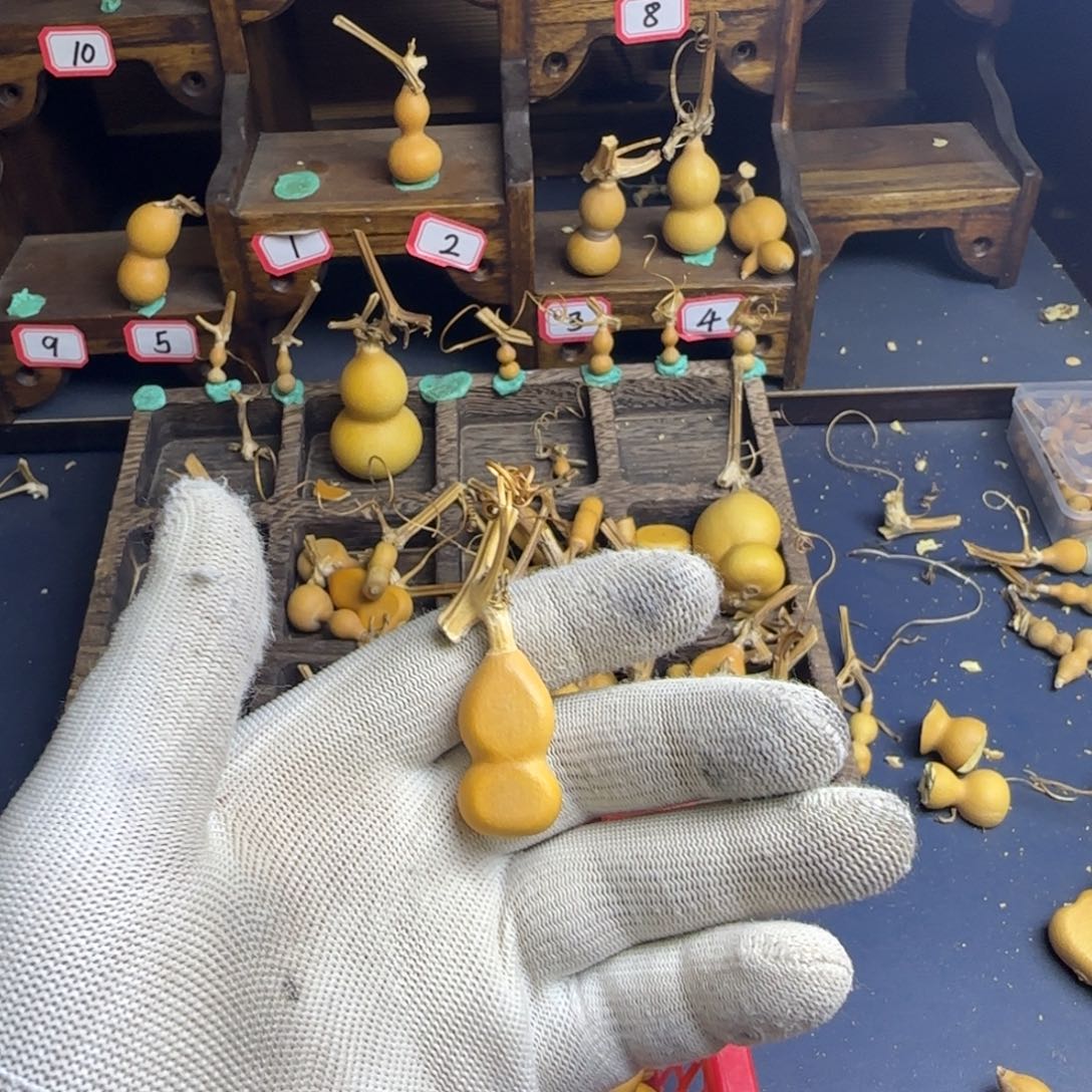 莫***绕我也是很喜欢这个节目了这个