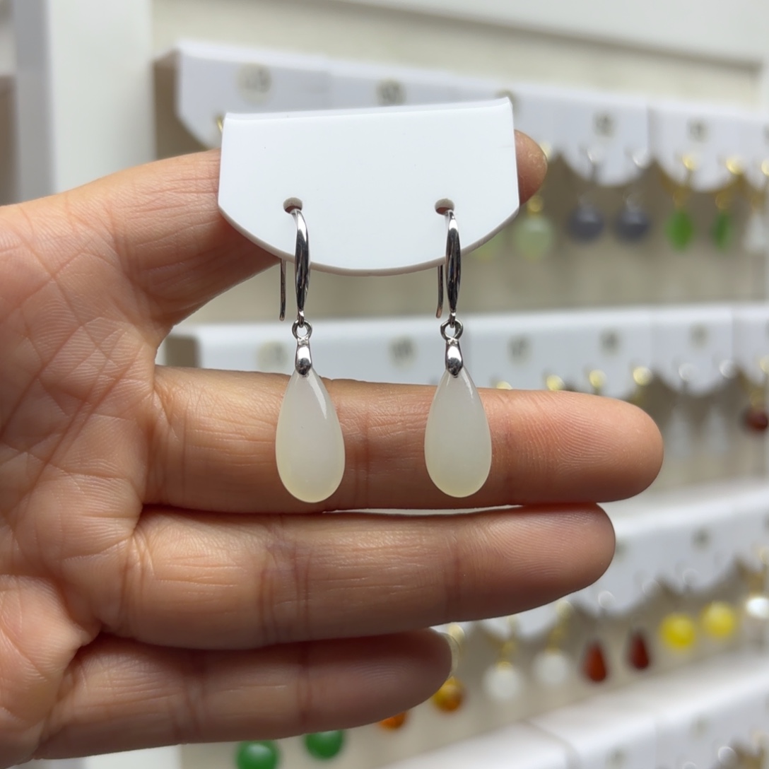 和田玉银S925镶嵌耳饰