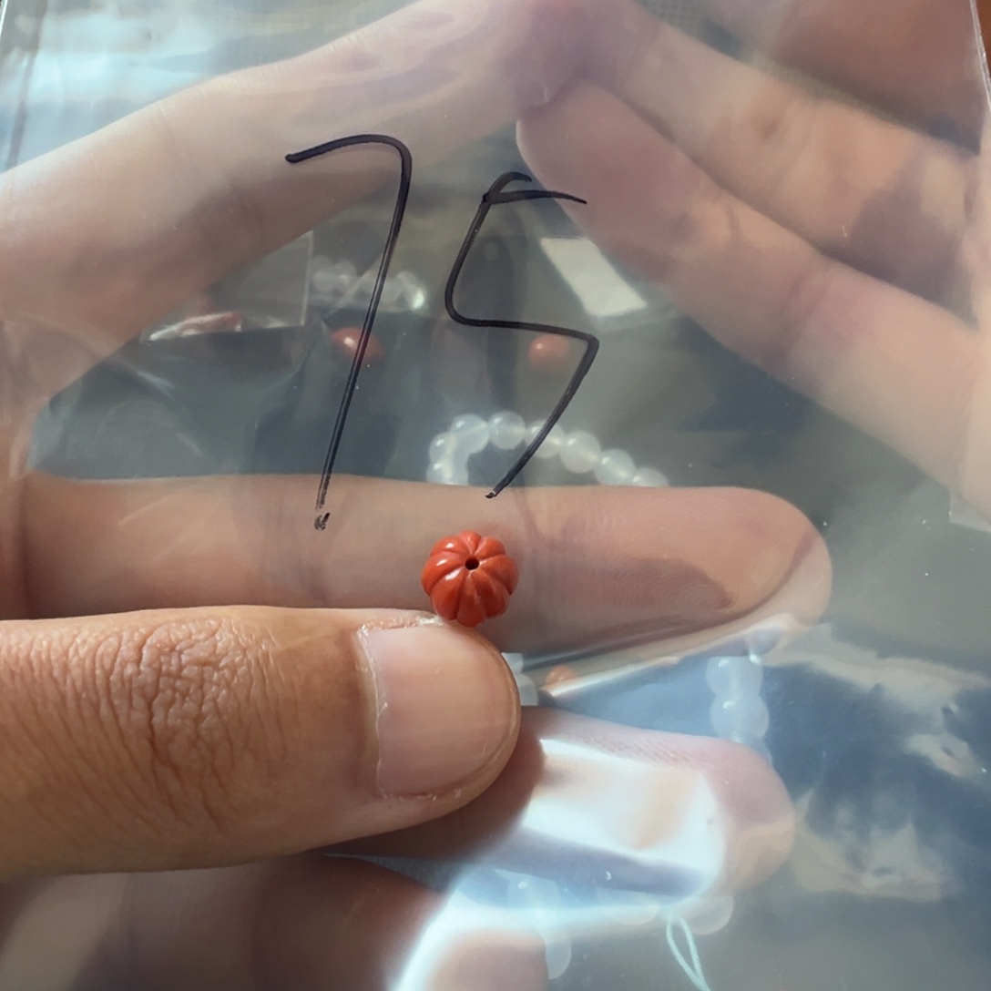 J***r南红玛瑙未镶嵌配饰75号南红瓜珠8+，多样性发一份