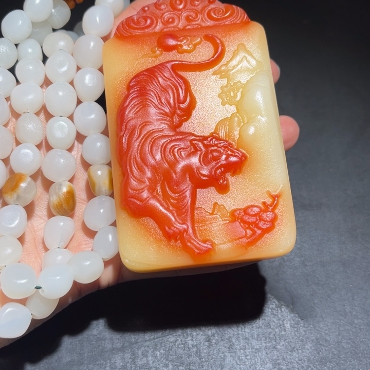 和田玉（糖玉）未镶嵌颈饰