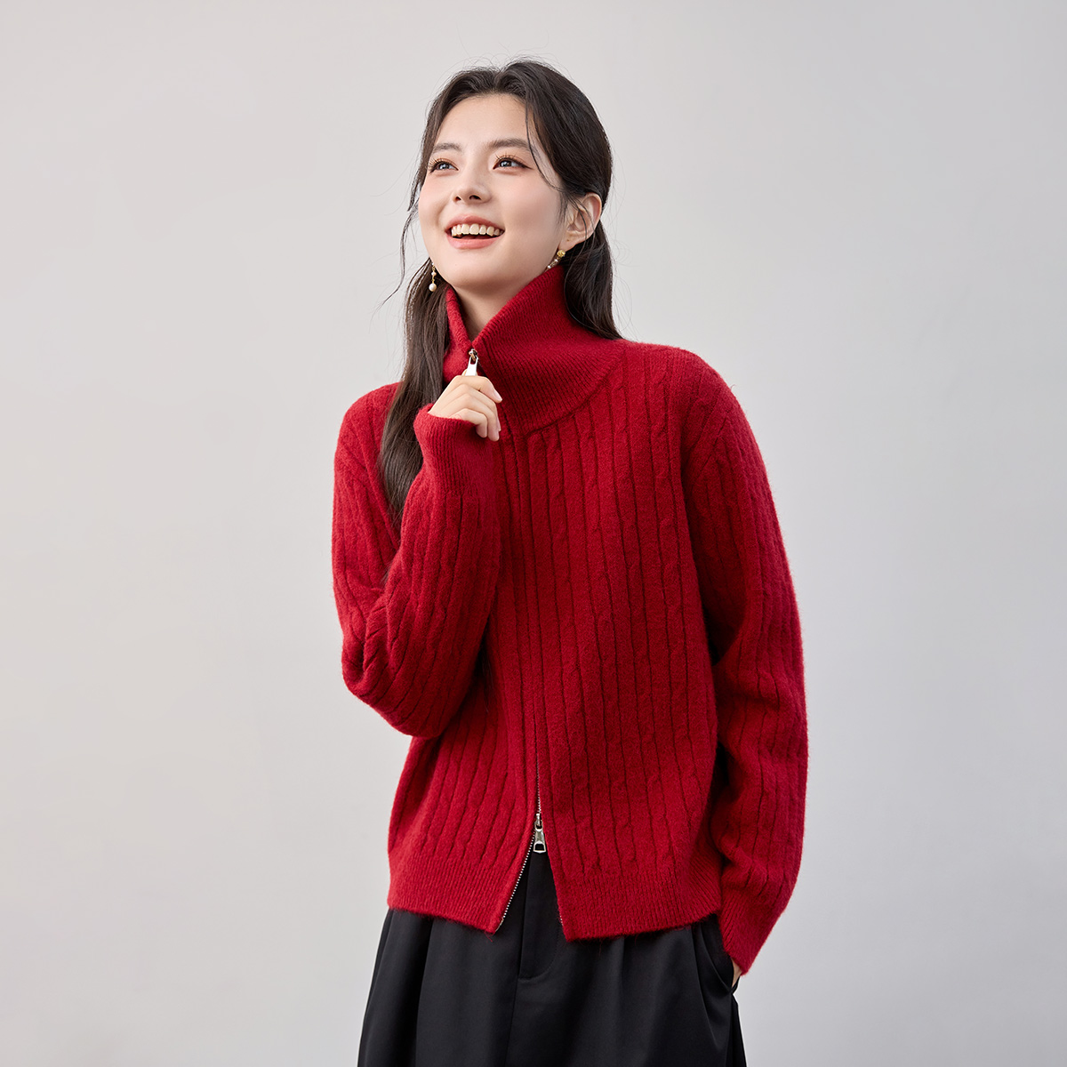 茵曼2025年拉链针织开衫女士上衣温柔时尚百搭宽松休闲慵懒风外套