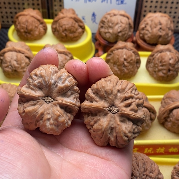 吊坠桃核蛤蟆头39。。。。。。