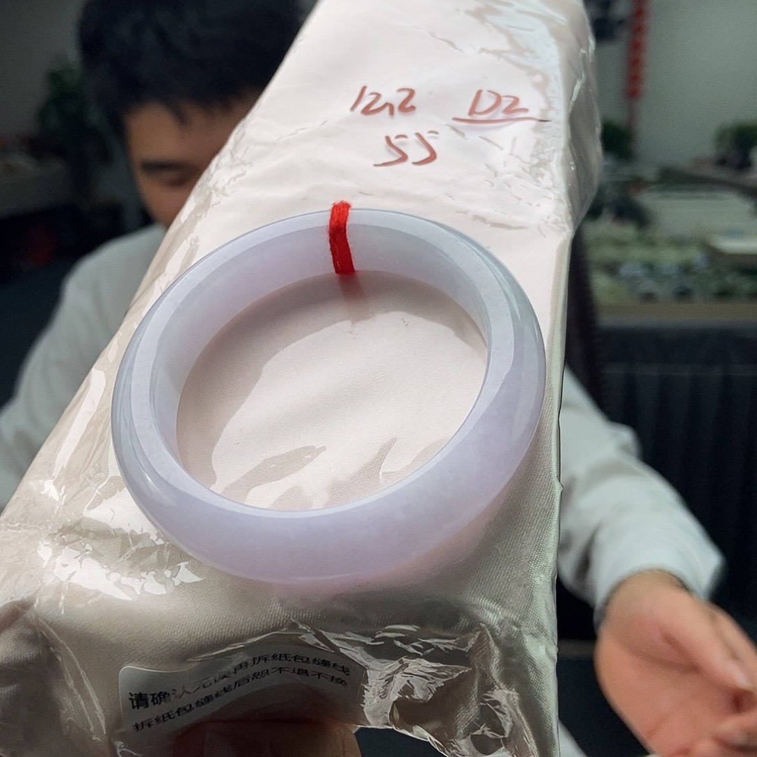 未镶嵌手镯翡翠拍一发一