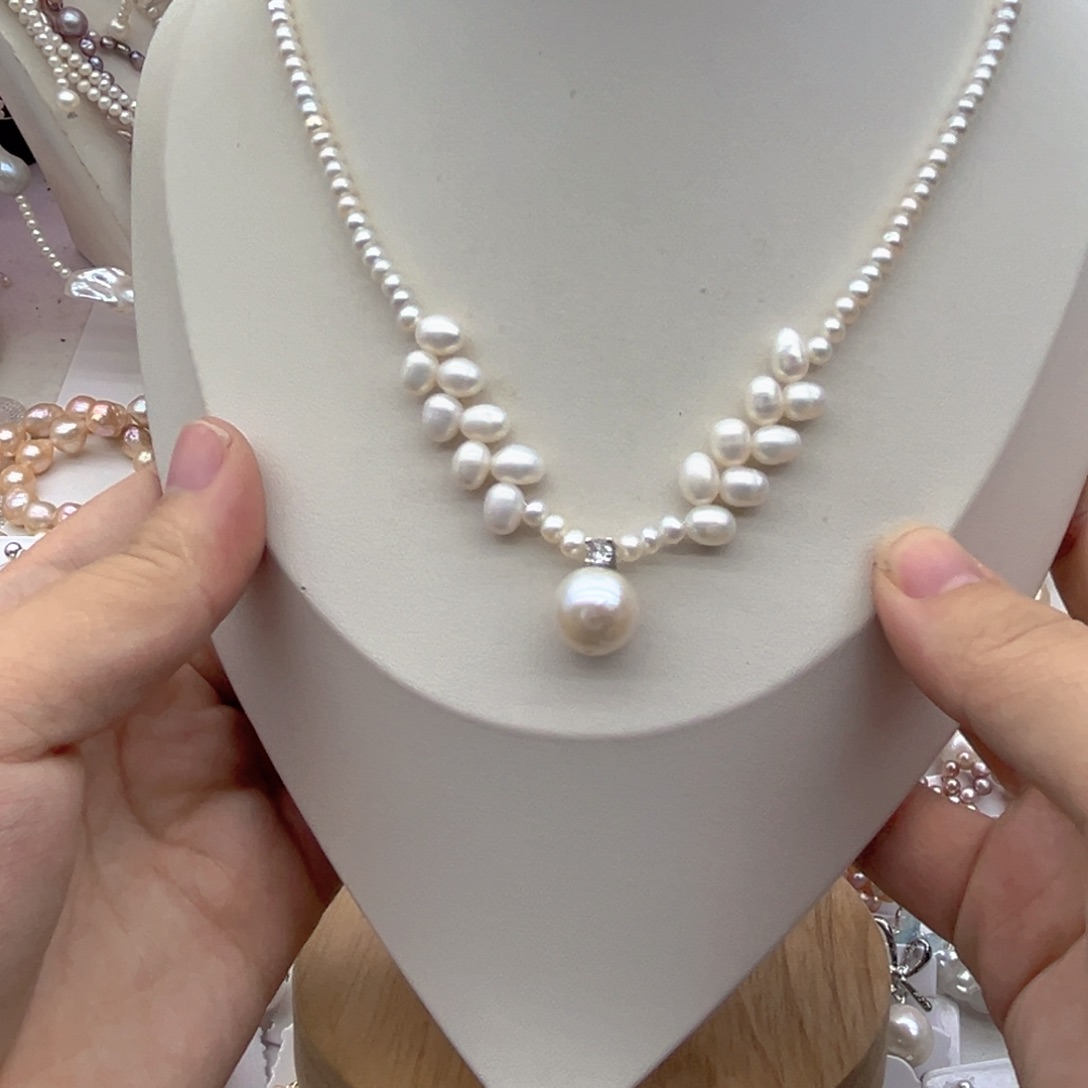 未镶嵌淡水珍珠颈饰