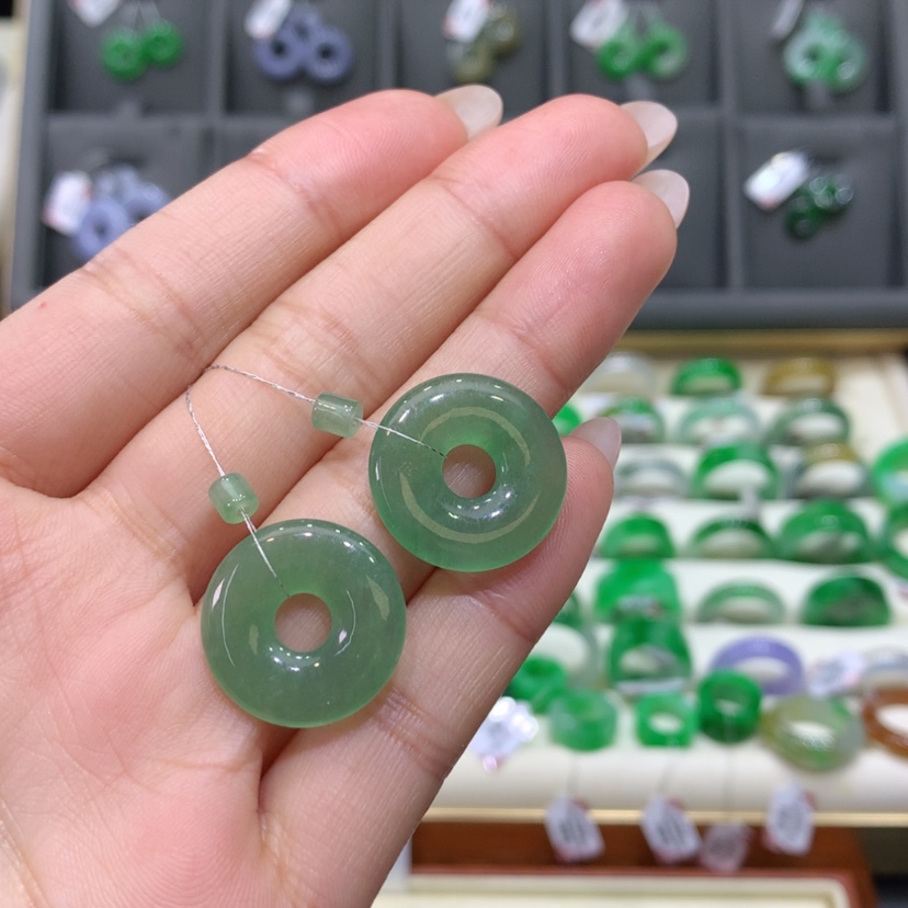 【闪购商品】翡翠戒指未镶嵌佳*宝一对