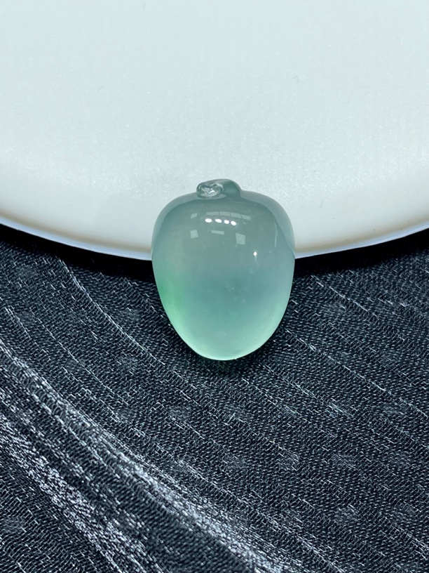 天然翡翠A货未镶嵌福瓜