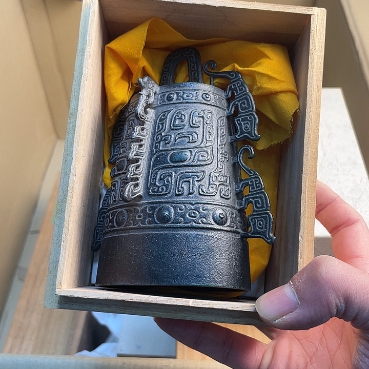 L***成黄铜8888888888888888