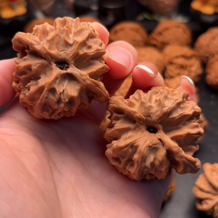 文玩核桃吊坠唐**人2502苹果