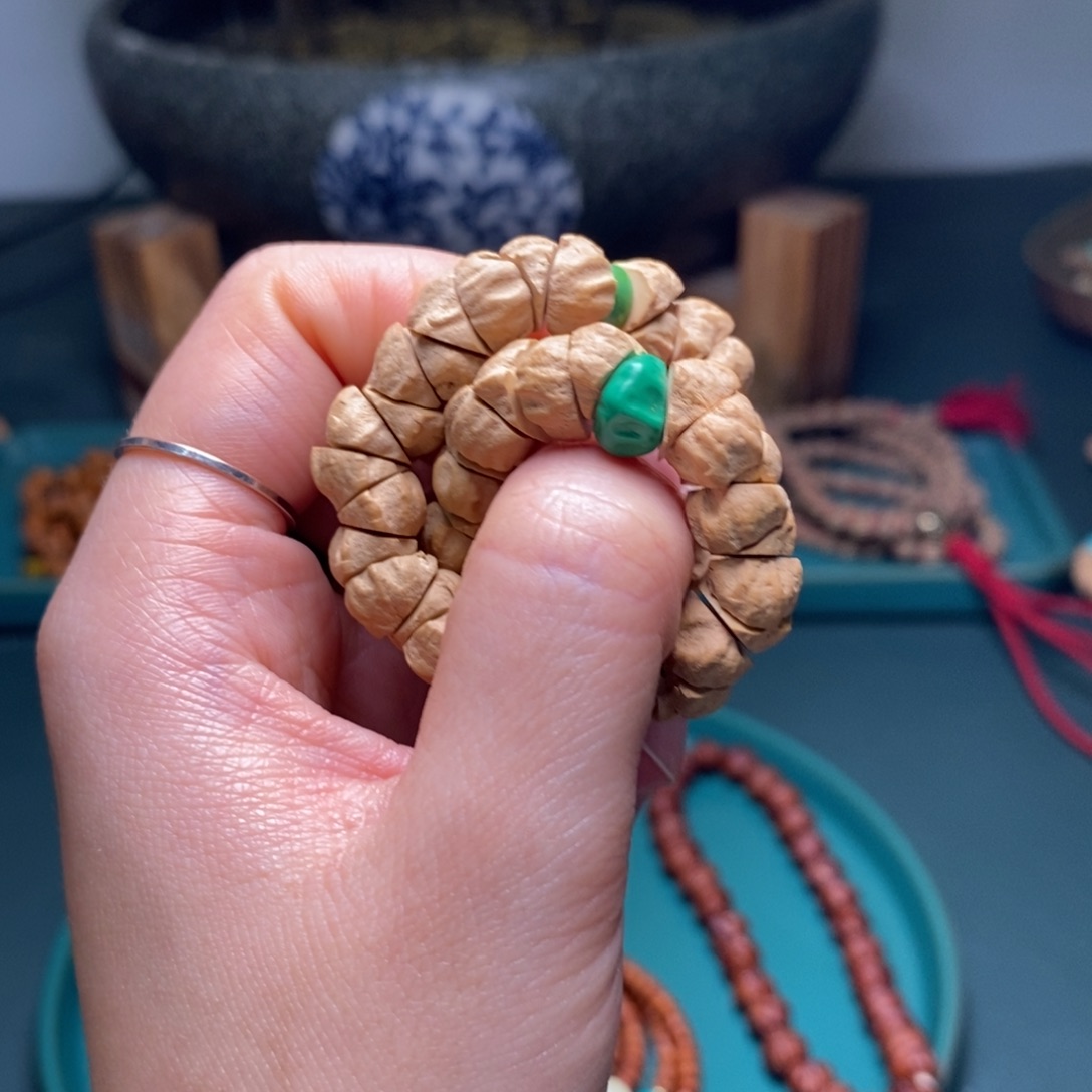 吊坠柏香籽/百香籽185.5肠配松9