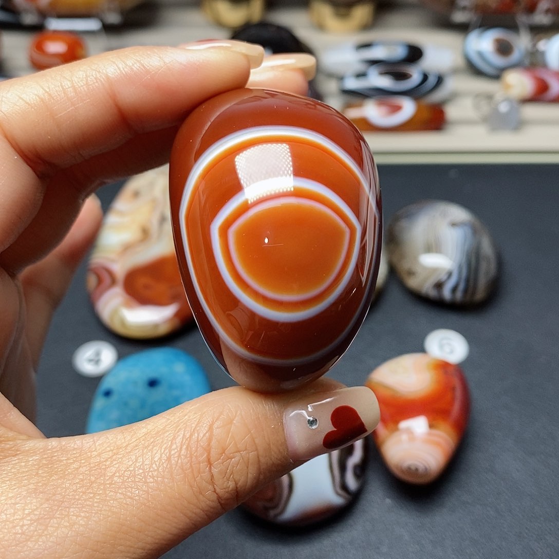 玛瑙/玉髓三毛未镶嵌