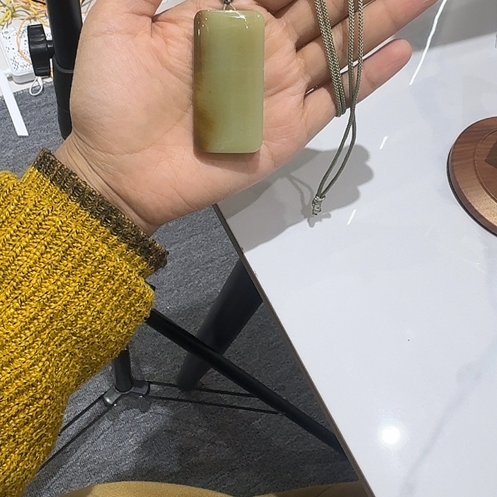 和田玉（糖玉）未镶嵌手链