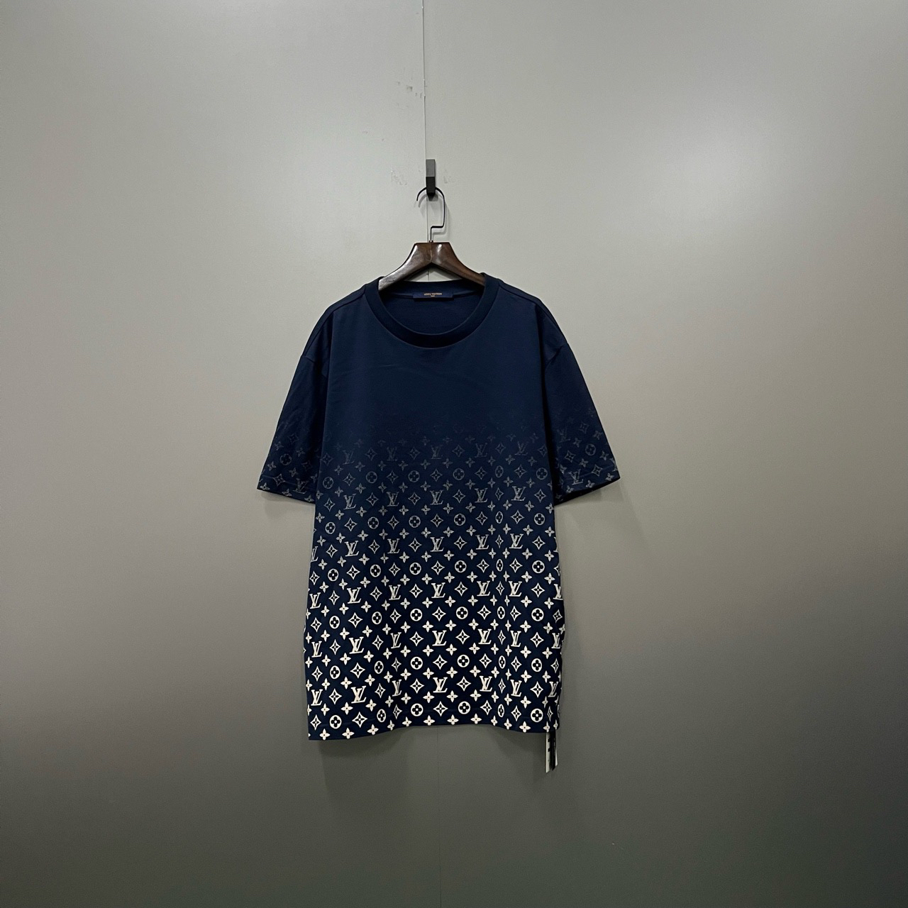 95新 LouisVuitton/路易威登 渐变老花印花短袖 XL码/12939/