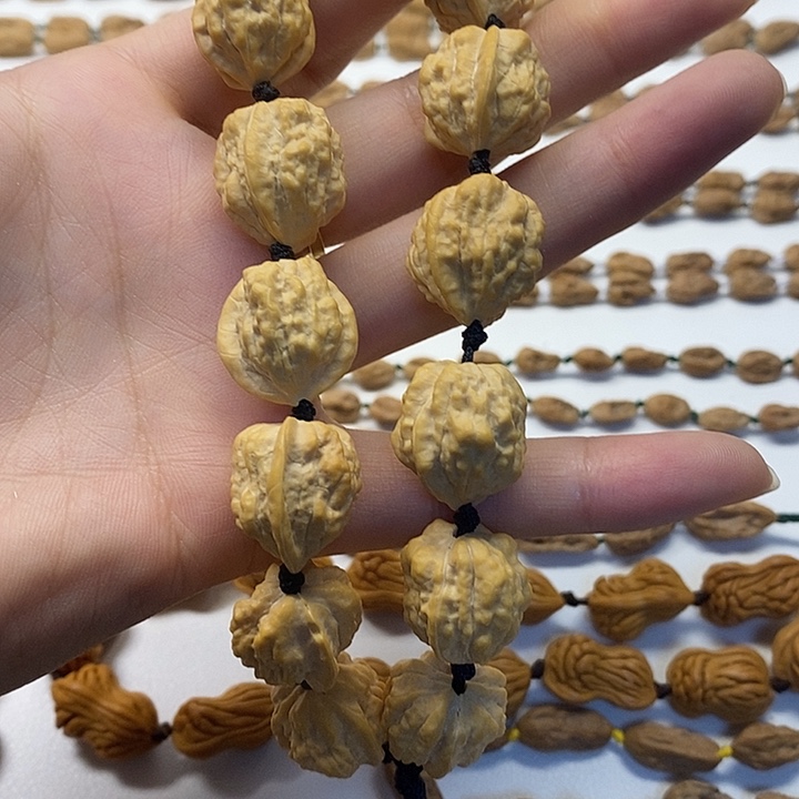 陈***⁵吊坠文玩核桃异形