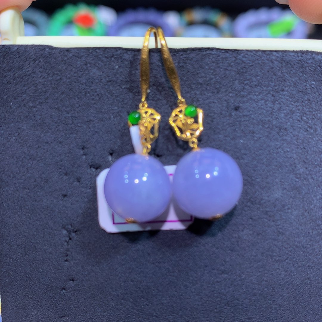 翡翠18K金镶嵌颈饰翡翠