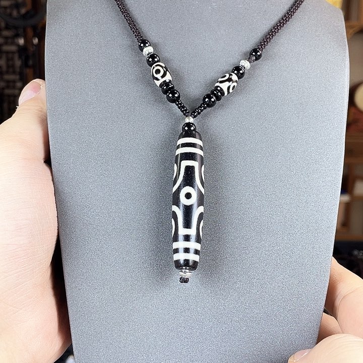 玛瑙/玉髓颈饰合金