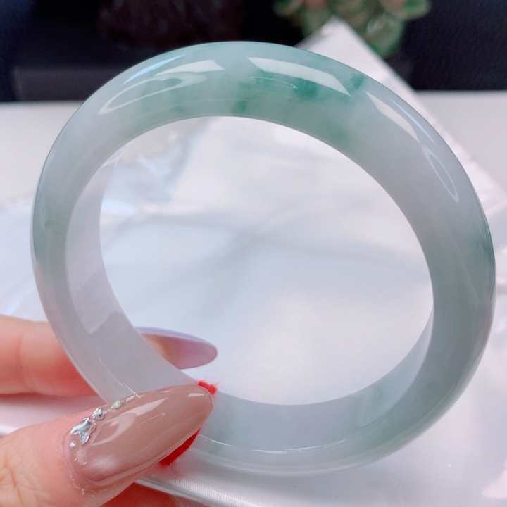 翡翠未镶嵌手镯54圈