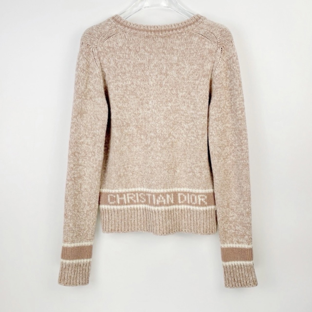 全新未使用 DIOR/迪奥 积分-288/汤/P205119551/裸粉背后字母毛衣