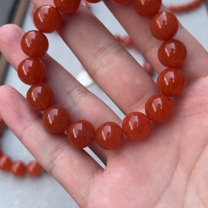南红玛瑙手链未镶嵌
